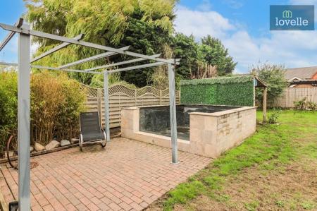 3 bedroom Detached house for sale in Sandy Lane, North Somercotes, LN11