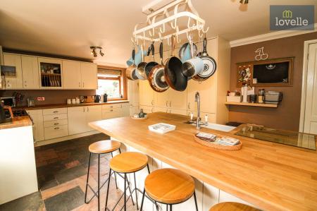 3 bedroom Detached house for sale in Sandy Lane, North Somercotes, LN11