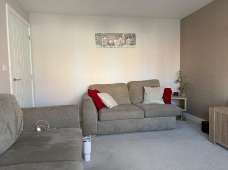3 bedroom Detached house to let in Walnut Close, Louth, LN11