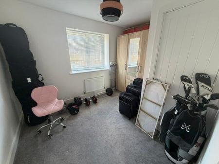 3 bedroom Detached house to let in Walnut Close, Louth, LN11