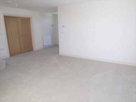 4 bedroom Detached house to let in Ticklepenny Drive, Eastfield Road, Louth, LN11