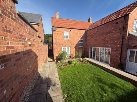 4 bedroom Detached house to let in Ticklepenny Drive, Eastfield Road, Louth, LN11
