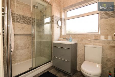 2 bedroom Detached bungalow for sale in Monks Dyke Road, Louth, LN11