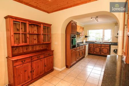 2 bedroom Detached bungalow for sale in Monks Dyke Road, Louth, LN11