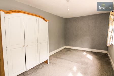 2 bedroom Terraced House for sale in Eastfield Road, Louth, LN11