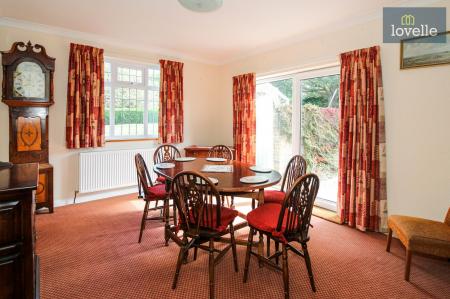 3 bedroom Detached bungalow for sale in Main Road, Saltfleet, LN11