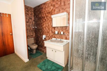 3 bedroom Detached bungalow for sale in Main Road, Saltfleet, LN11
