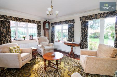 3 bedroom Detached bungalow for sale in Main Road, Saltfleet, LN11