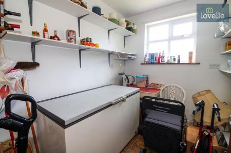 3 bedroom Detached bungalow for sale in Main Road, Saltfleet, LN11