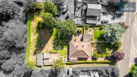 3 bedroom Detached bungalow for sale in Main Road, Saltfleet, LN11