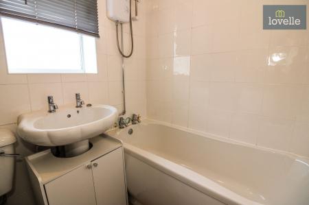 3 bedroom Semi-detached house for sale in Holmes Close, Louth, LN11