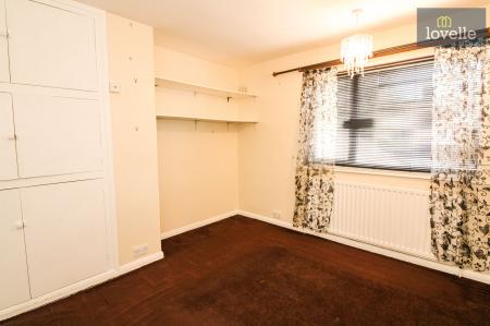 3 bedroom Semi-detached house for sale in Holmes Close, Louth, LN11