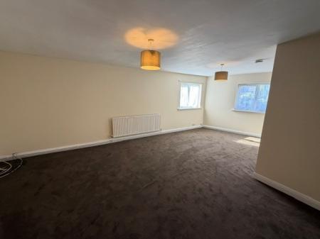 1 bedroom Flat to let in Newmarket, Louth, LN11