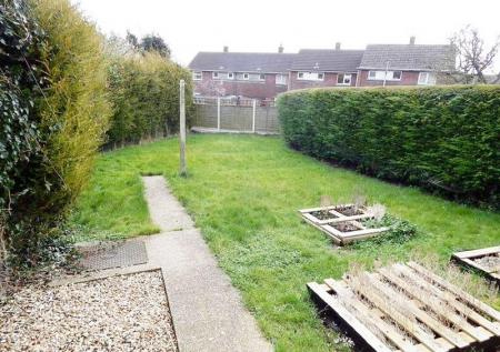 2 bedroom Terraced House to let in Javelin Avenue, Brookenby, LN8