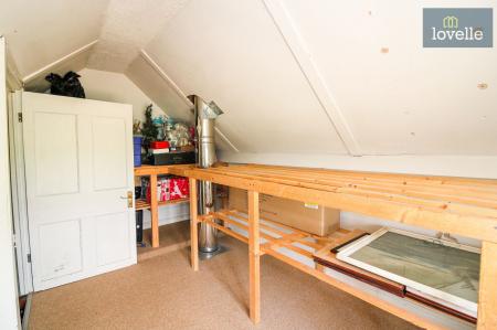 4 bedroom House for sale in Main Road, Saltfleetby, LN11