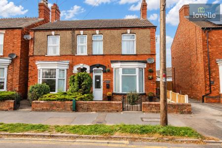 3 bedroom Semi-detached house for sale in Keddington Road, Louth, LN11