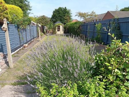 3 bedroom Semi-detached house for sale in Keddington Road, Louth, LN11