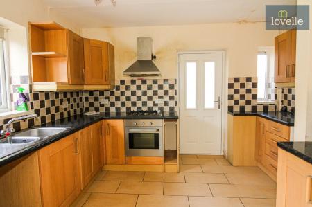 4 bedroom House for sale in Wallis Road, Louth, LN11