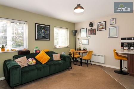 2 bedroom Flat for sale in Mallard Ings, Louth, LN11