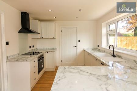 3 bedroom Detached house for sale in Carlton Road, Manby, LN11