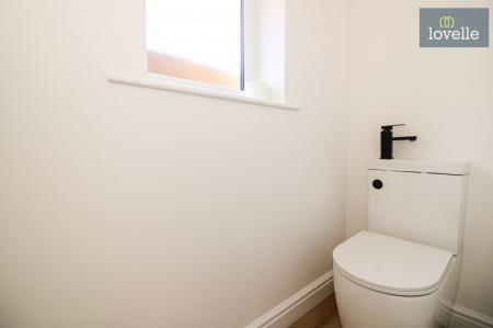 3 bedroom Detached house for sale in Carlton Road, Manby, LN11