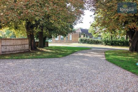 3 bedroom Detached house for sale in Carlton Road, Manby, LN11