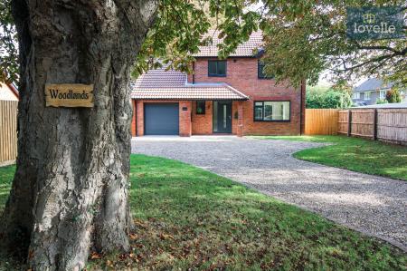 3 bedroom Detached house for sale in Carlton Road, Manby, LN11