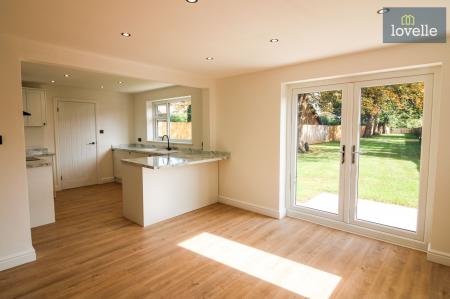 3 bedroom Detached house for sale in Carlton Road, Manby, LN11