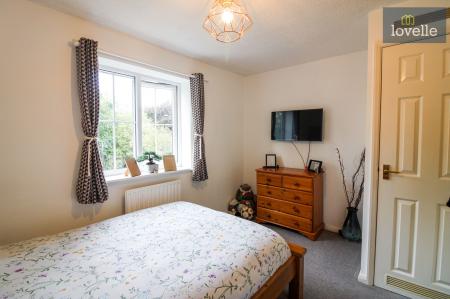 2 bedroom Semi-detached house for sale in Bradley Close, Louth, LN11