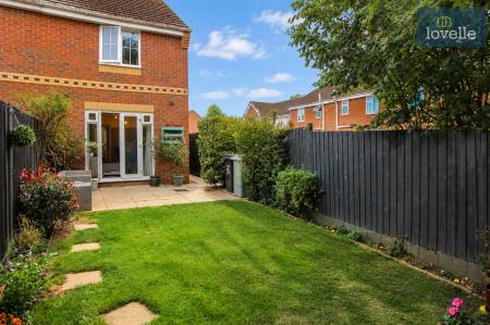 2 bedroom Semi-detached house for sale in Bradley Close, Louth, LN11