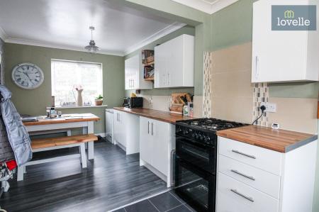 3 bedroom Semi-detached house for sale in St. Bernards Avenue, Louth, LN11