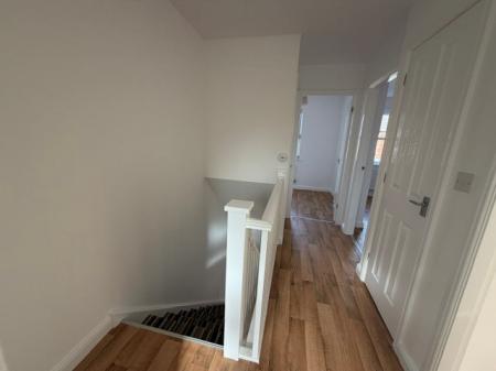3 bedroom Semi-detached house to let in Hazel Walk ,, Alford, LN13