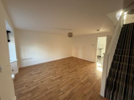3 bedroom Semi-detached house to let in Hazel Walk ,, Alford, LN13
