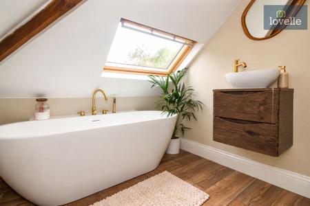 2 bedroom Detached bungalow for sale in Authorpe, Louth, LN11