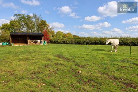 2 bedroom Detached bungalow for sale in Authorpe, Louth, LN11