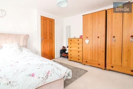 4 bedroom Detached house for sale in Jubilee Road, North Somercotes, LN11