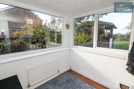 4 bedroom Detached house for sale in Jubilee Road, North Somercotes, LN11
