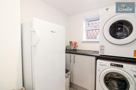 4 bedroom Detached house for sale in Jubilee Road, North Somercotes, LN11