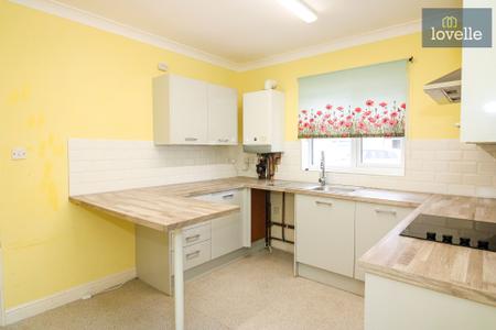 2 bedroom Semi-detached bungalow for sale in Vampire Road, Manby, LN11