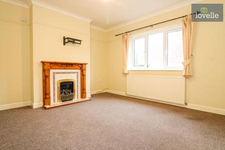 2 bedroom Semi-detached bungalow for sale in Vampire Road, Manby, LN11