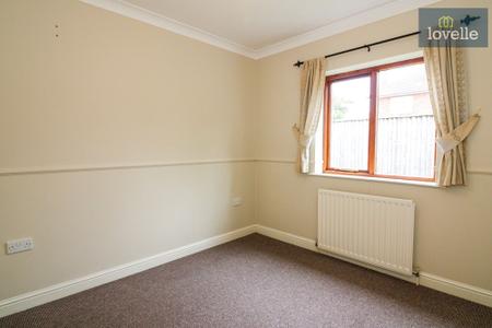 2 bedroom Semi-detached bungalow for sale in Vampire Road, Manby, LN11
