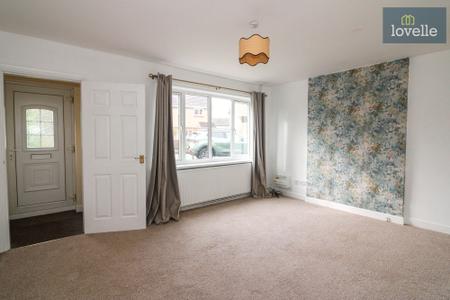 3 bedroom Semi-detached house for sale in Swallow Drive, Louth, LN11