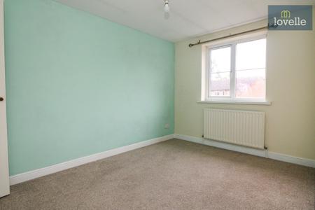 3 bedroom Semi-detached house for sale in Swallow Drive, Louth, LN11