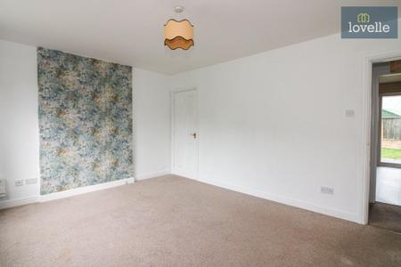3 bedroom Semi-detached house for sale in Swallow Drive, Louth, LN11