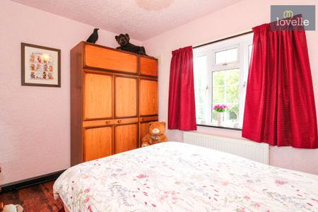 3 bedroom Detached bungalow for sale in Main Road, South Reston, LN11