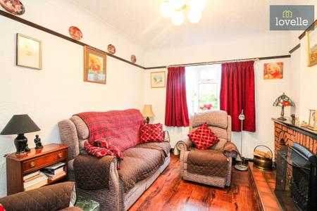 3 bedroom Detached bungalow for sale in Main Road, South Reston, LN11