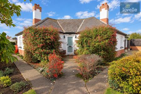 3 bedroom Detached bungalow for sale in Main Road, South Reston, LN11