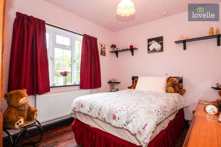 3 bedroom Detached bungalow for sale in Main Road, South Reston, LN11