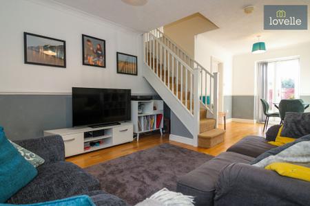 3 bedroom Semi-detached house for sale in Bradley Close, Louth, LN11