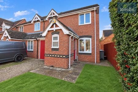 3 bedroom Semi-detached house for sale in Bradley Close, Louth, LN11